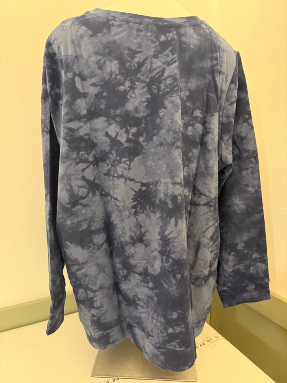 Tie-Dye Crewneck Sweater - Blue - Picture 2 of 7